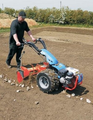 Motocultivator BCS 738 Powersafe reversibil Kohler KD350, 5.5 KW, pornire electrica, diesel, 7.5 cp 10 Motocultor profesional BCS 738 Powersafe Reversibile KOHLER KD350 5.5 KW Electric Diesel 7.5 cp