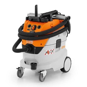 Aspirator pt suprafete umede si uscate STIHL SE 133 ME