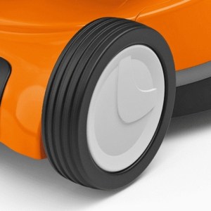 Masina de tuns iarba STIHL RM 650 VS