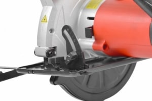 Fierastrau circular electric HECHT 1620