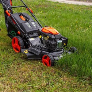 Masina de tuns gazon GREENFIELD G-MTG511ARW-T8 Benzina 4.4 CP 50 cm cos 60 l 38 Masina de tuns gazonul cu autopropulsie Greenfield G-MTG511ARW-T8