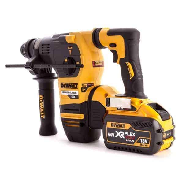 Ciocan rotopercutor SDS-Plus Dewalt DCH333X2, cu 2 acumulatori XR Flexvolt 3 Ciocan rotopercutor SDS-Plus Dewalt DCH333X2, cu 2 acumulatori XR Flexvolt