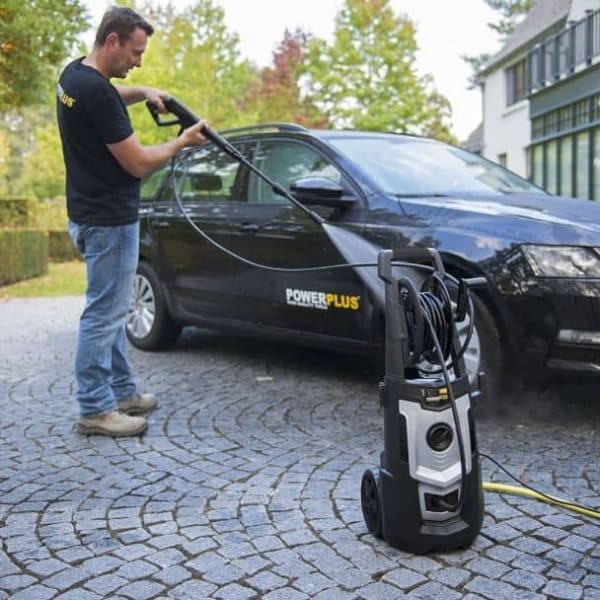 Aparat de spalat cu apa rece sub presiune Powerplus POWXG90410