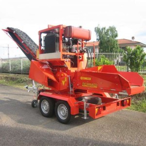 Tocator de crengi si resturi vegetale Caravaggi BIO 600, motor electric 40CP