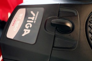 Tractoras tuns iarba Vari RL102 H HYDRO | Travandi.ro