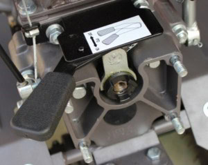 Pachet Motocultor WEIMA WM 1100BE(KM)-6 Diesel 12 CP latime 140 cm Diferential + Roti metalice + Plug reversibil | Travandi.ro