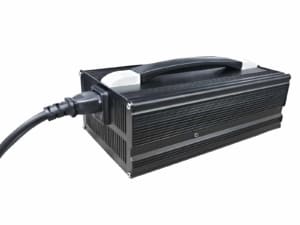 Încărcător rapid pentru baterii Li-ion KS 22A-FC | Travandi.ro