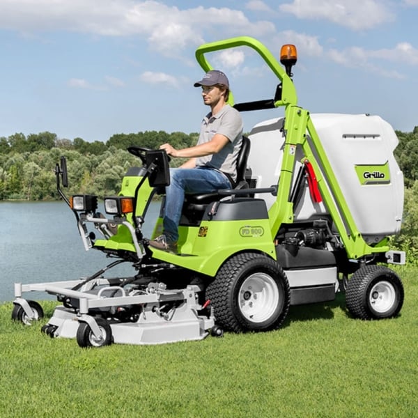 Tractoraş de tuns gazon Grillo FD 900 4WD - Image 3