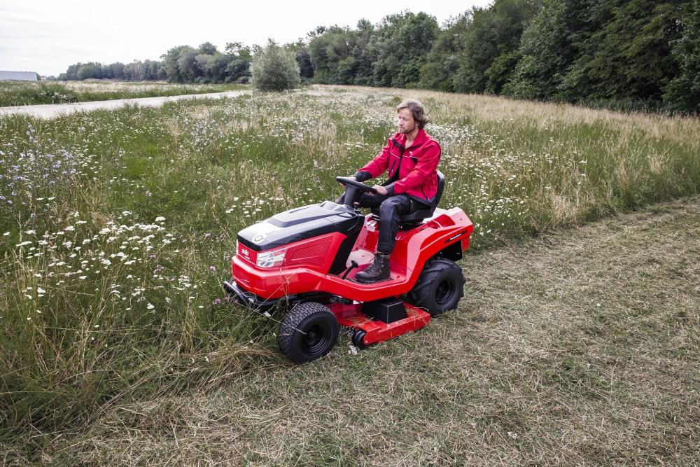Tractoras iarba inalta Solo by Al-ko T22-110.2 HDH-A V2 SD, 110cm, Hydrostatic, V2 708cc, 13.4kW 7 Tractoras iarba inalta Solo by Al-ko T22-110.2 HDH-A V2 SD, 110cm, Hydrostatic, V2 708cc, 13.4kW - Image 7