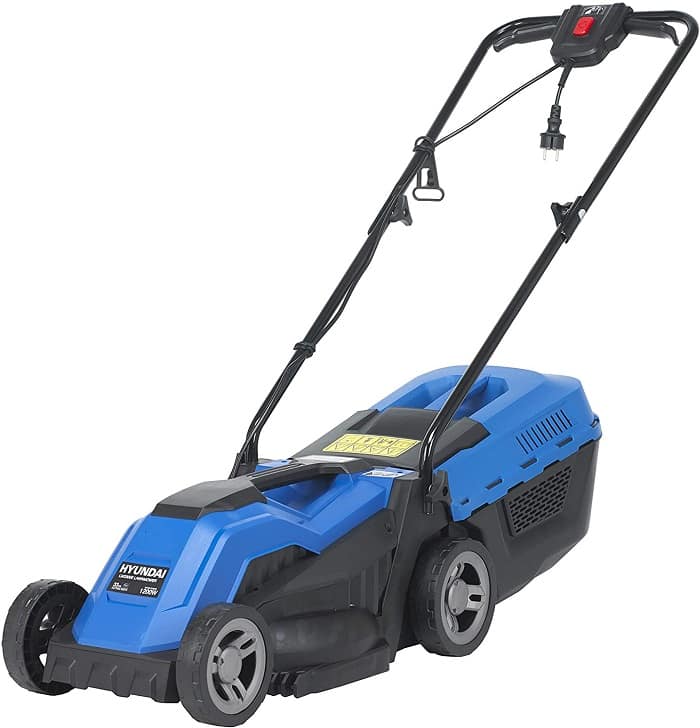 Masina de tuns gazon HYUNDAI HY-LM3303 E Electrica 1200 W 33 cm cos 30 l 1 Masina de tuns gazon HYUNDAI HY-LM3303 E Electrica 1200 W 33 cm cos 30 l