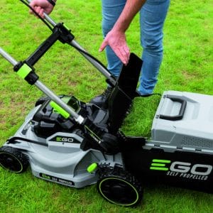 Masina de tuns gazon EGO LM1903E-SP Acumulator Li-Ion 56 V 47cm cos 55 l 8 Masina de tuns gazon EGO LM1903E-SP Acumulator Li-Ion 56 V 47cm cos 55 l | Travandi.ro