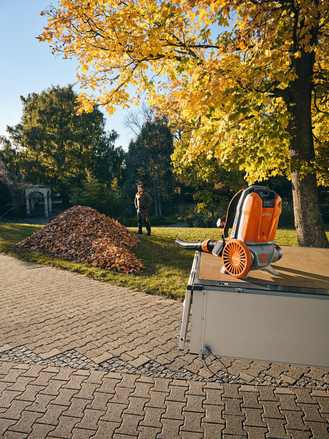 Suflanta cu acumulator STIHL BGA 300.1 (fără acumulator și încărcător) 3 Suflanta cu acumulator STIHL BGA 300.1 (fără acumulator și încărcător) - Image 3