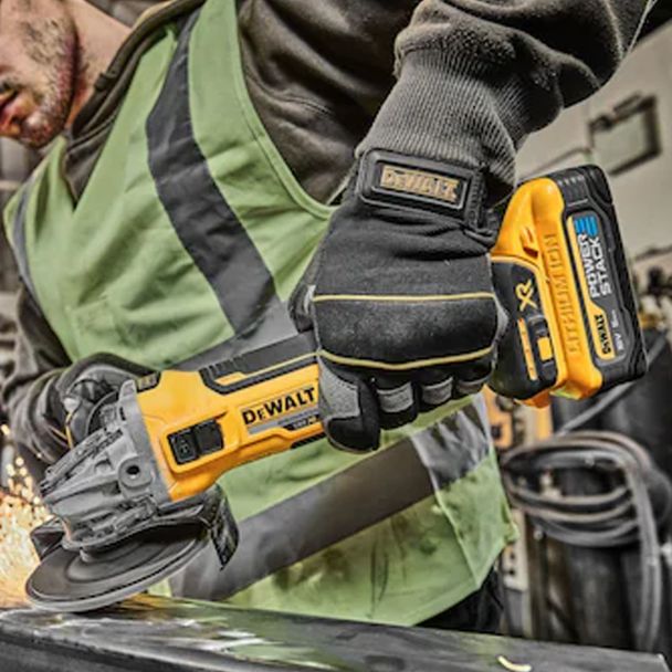 Polizor unghiular DeWalt DCG405H2T, 125 mm, cu 2 acumulatori POWERSTACK 18 V/5.0 Ah si incarcator in valiza de transport 2 Polizor unghiular DeWalt DCG405H2T, 125 mm, cu 2 acumulatori POWERSTACK 18 V/5.0 Ah si incarcator in valiza de transport - Image 2