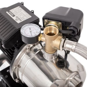 Hidrofor cu pompa autoamorsanta Wasserkonig WSKX4449-25, putere 1050 W, 9 m, debit 4440 l/h, inaltime refulare 49 m, vas de expansiune 24 litri | Travandi.ro