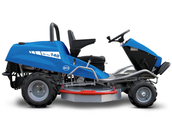 Tractoras de tuns si tocat vegetatie BCS MA.TRA 140
