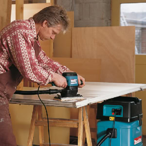 Masina de slefuit alternativa 600W, 115x229mm MAKITA 9046 | Travandi.ro