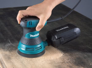 Masina de slefuit orbitala 300W, 123mm MAKITA BO5030 | Travandi.ro
