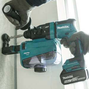 Ciocan rotopercutor LXT 18V cu sistem de extractie a prafului, SDS-PLUS, 1,7 J, fara acumulatori MAKITA DHR182ZWJ | Travandi.ro