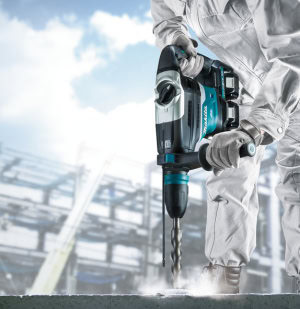 Ciocan rotopercutor LXT 2x18V, SDS-MAX, 8,0 J, livrat cu 2 acumulatori 5,0Ah MAKITA DHR400T2UN | Travandi.ro
