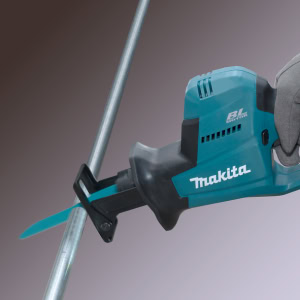 Fierastrau alternativ LXT, 22 cm, livrat cu 2 acumulatori 18V 5.0Ah MAKITA DJR189RTJ | Travandi.ro