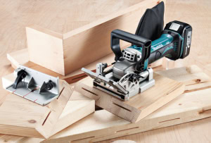 Masina de frezat nuturi LXT 18V, 100 mm, fara acumulatori MAKITA DPJ180Z 5 Masina de frezat nuturi LXT 18V, 100 mm, fara acumulatori MAKITA DPJ180Z | Travandi.ro