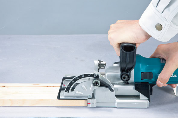 Masina de frezat nuturi LXT 18V, 100 mm, fara acumulatori MAKITA DPJ180Z 3 Masina de frezat nuturi LXT 18V, 100 mm, fara acumulatori MAKITA DPJ180Z - Image 3