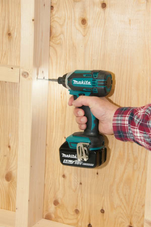 Masina de insurubat cu impact LXT 18V, 165 Nm, fara acumulatori MAKITA DTD152Z | Travandi.ro