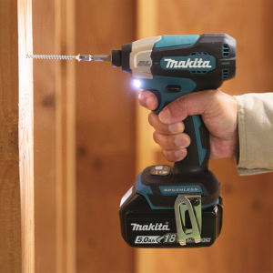 Masina de insurubat cu impact LXT 18V, 140 Nm, fara acumulatori MAKITA DTD157Z | Travandi.ro