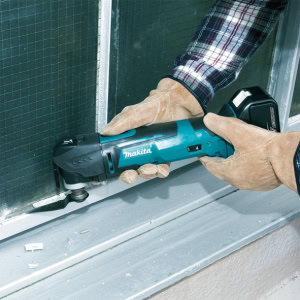Masina multifunctionala compatibila cu acumulator 18V MAKITA DTM51Z | Travandi.ro