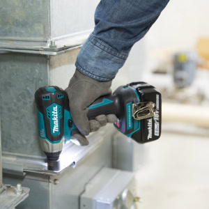 Cheie de insurubat cu impact LXT 18V, 180 Nm, fara acumulatori MAKITA DTW180Z | Travandi.ro