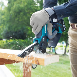 Mini-fierastrau cu lant LXT 18V, 10 cm, livrat fara acumulatori MAKITA DUC101Z | Travandi.ro