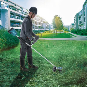 Masina de cosit maner asimetric, LXT 18V, 35 cm, fara acumulatori MAKITA DUR368AZ | Travandi.ro