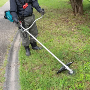 Masina de cosit maner asimetric, LXT 18V, 43 cm, fara acumulatori MAKITA DUR369AZ | Travandi.ro
