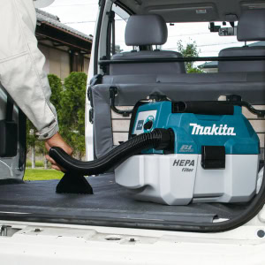 Aspirator portabil compatibil cu acumulatori Li-Ion LXT 18V MAKITA DVC750LZ | Travandi.ro