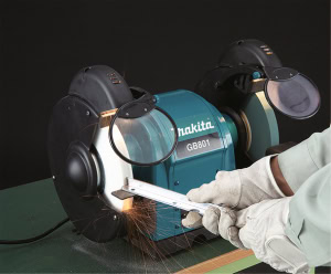 Polizor de banc 205 mm, 550W MAKITA GB801 | Travandi.ro