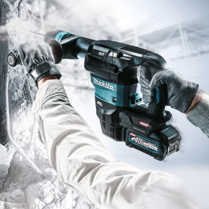 Demolator XGT 40Vmax SDS-MAX, 9,4J, cu 2 acumulatori MAKITA HM001GM201 | Travandi.ro
