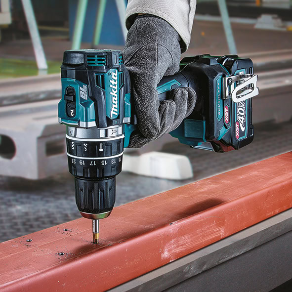 Masina de gaurit cu percutie XGT 40Vmax, 64 Nm, cu 2 acumulatori MAKITA HP002GA201 2 Masina de gaurit cu percutie XGT 40Vmax, 64 Nm, cu 2 acumulatori MAKITA HP002GA201 - Image 2