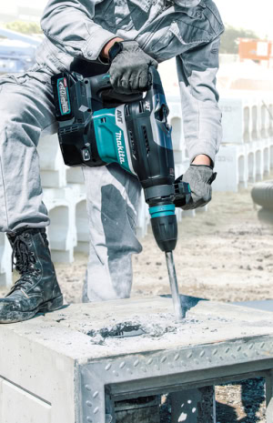 Ciocan rotopercutor XGT, SDS-MAX, 8 J, livrat cu 2 acumulatori 40Vmax 4.0Ah MAKITA HR005GM202 | Travandi.ro