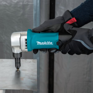 Masina de taiat tabla, 1,6 mm, 550W MAKITA JN1601 | Travandi.ro
