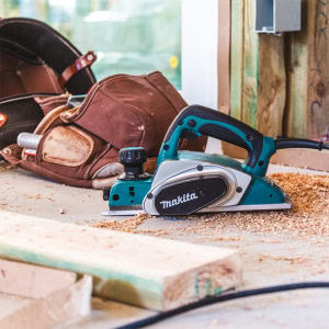Rindea 82 mm, 620W MAKITA KP0800 | Travandi.ro
