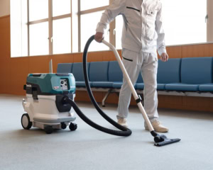 Aspirator XGT x2 (80Vmax) cu aspirare umeda si uscata, 40 L, livrat fara acumulatori MAKITA VC006GMZ01 | Travandi.ro