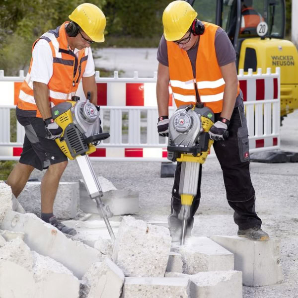 Ciocan demolator Wacker Neuson BH65 27x80, motor benzina 2T, sistem prindere 27x80 mm, forta de impact 65 J - Image 3
