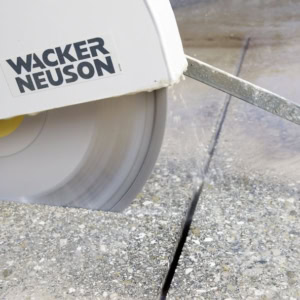 Masina de taiat beton-asfalt Wacker Neuson BFS1350, motor termic 4T, 500 mm | Travandi.ro