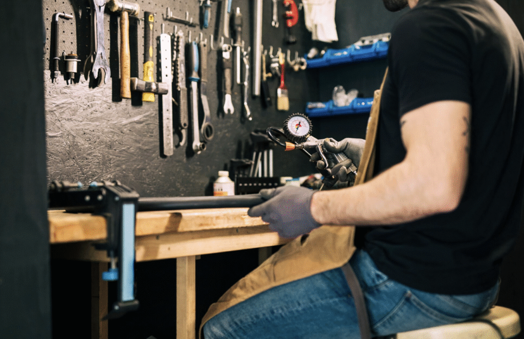 Cât ulei intră într-un compresor de aer de 24L,50L sau 100L? | Travandi.ro