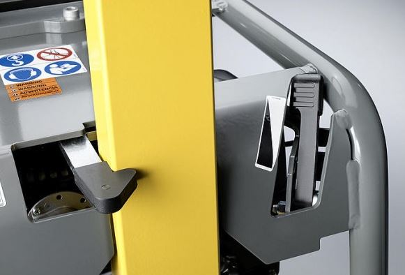 Placa compactoare reversibila Wacker Neuson BPU2540A, benzina, greutate 145 kg, forta de impact 25 kN