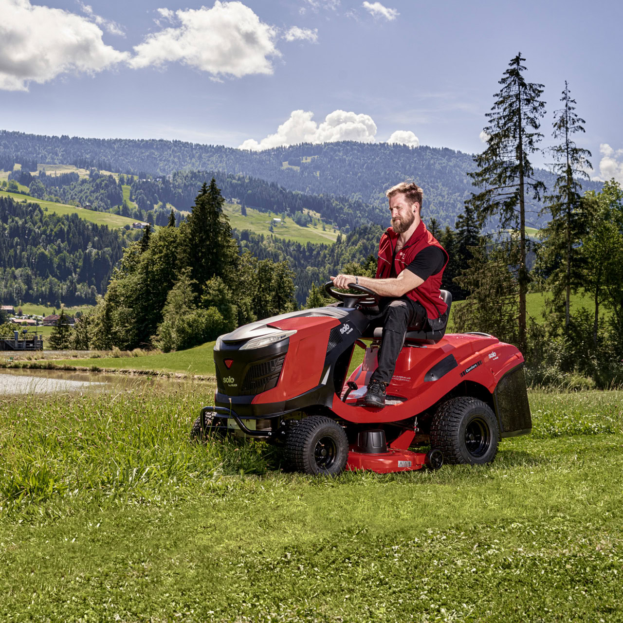 Tractoras de tuns gazon SOLO by Al-Ko Comfort T22-103.3 HD-A V2, 103cm, hydro | 708cc 12.2kW 9 Tractoras de tuns gazon SOLO by Al-Ko Comfort T22-103.3 HD-A V2, 103cm, hydro | 708cc 12.2kW - Image 9