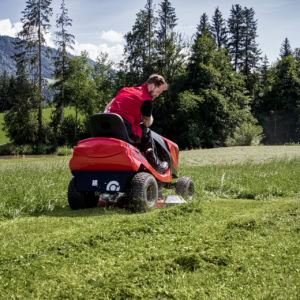 Tractoras tuns gazon, lățime de tăiere 110cm, transmisie hidrostatica SOLO by AL-KO T18-111.4 HDS-A V2 Comfort PRO 11 Tractoras tuns gazon, lățime de tăiere 110cm, transmisie hidrostatica SOLO by AL-KO T18-111.4 HDS-A V2 Comfort PRO | Travandi.ro