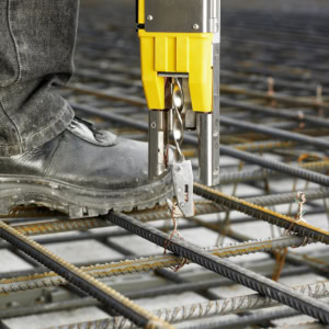 Masina de legat armaturi Wacker Neuson DF16, magazie pentru 77 de legaturi, capacitate legare 1000 noduri/h 18 Masina de legat armaturi Wacker Neuson DF16, magazie pentru 77 de legaturi, capacitate legare 1000 noduri/h | Travandi.ro