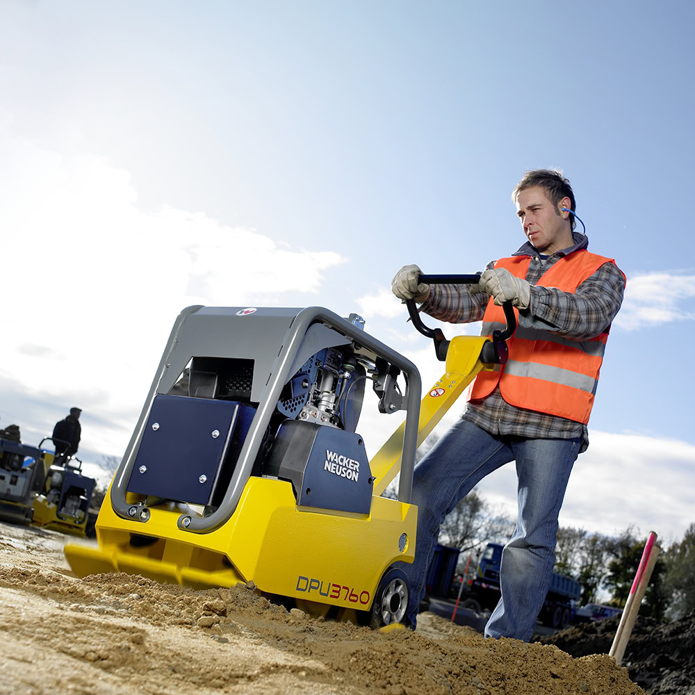 Placa compactoare reversibila Wacker Neuson DPU3760Hets, diesel, pornire electrica, greutate 274 kg, forta de impact 37 kN, Top Speed 10 Placa compactoare reversibila Wacker Neuson DPU3760Hets, diesel, pornire electrica, greutate 274 kg, forta de impact 37 kN, Top Speed - Image 10