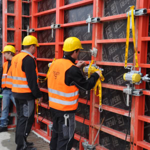 Vibrator extern pentru cofraj Wacker Neuson AR26/6/250, 250 V, 6000 rpm, frecventa 200 Hz, forta centrifuga 3.47 kN | Travandi.ro